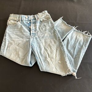 Zara high rise distressed jeans, slightly worn, USA 0, denim light wash